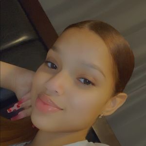 Meet your Posher, Erileini